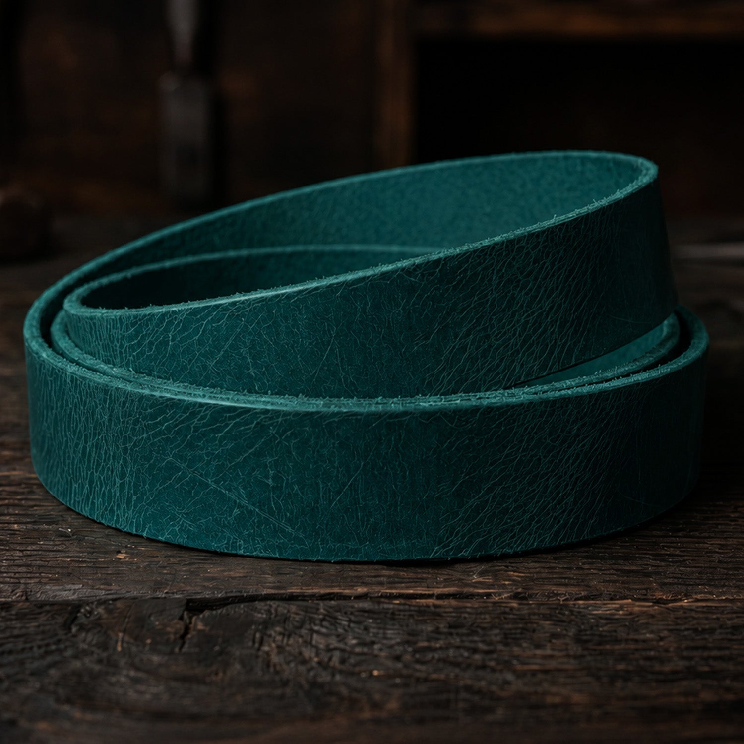 Kožený řemen Buffalo Handwax - 3,5-4 mm, 140 cm, 33/38 mm - Tyrkys — CraftPoint